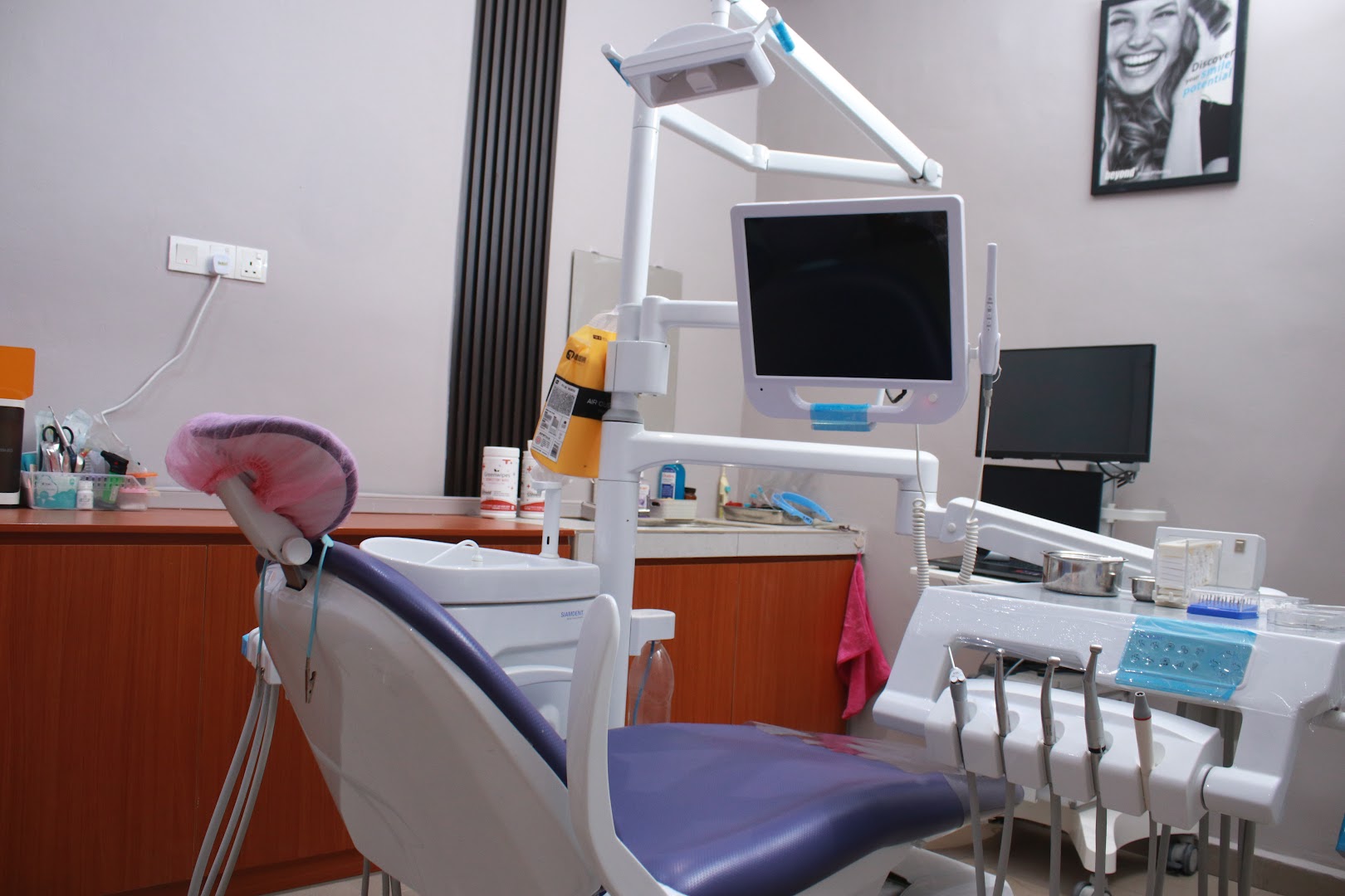 Asiaa Dental Clinic JB | Dental Clinic in Johor Bahru | Full Mouth Rehabilitation | Root Canal Treatment | Aligners | Dentist — dental clinic in Malaysia
