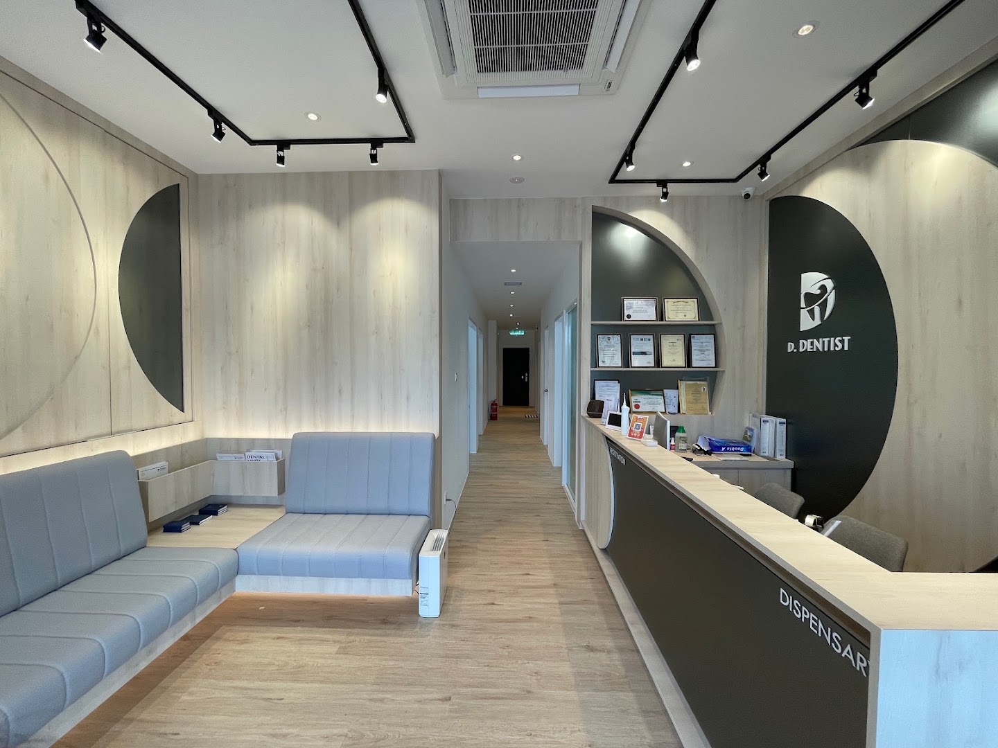 D DENTIST DENTAL CLINIC (INVISALIGN PLATINUM ELITE PROVIDER, IMPLANT CENTRE & KIDS FRIENDLY) — dental clinic in Malaysia