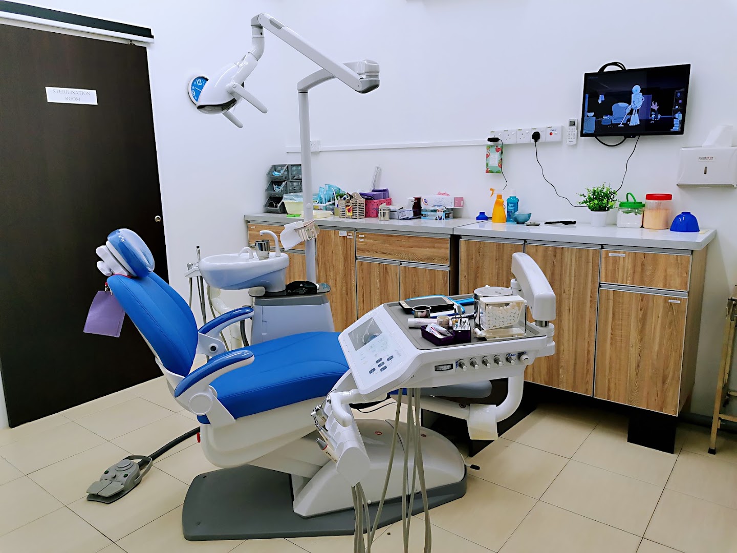 DENTIST KLINIK GIGI LAI(TEMERLOH) BRACES & VENEER — photo 3