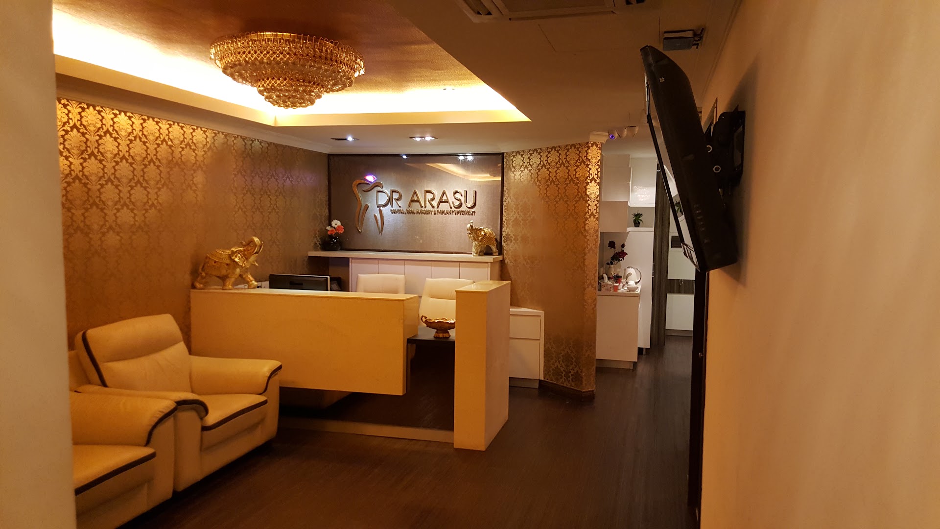 DR ARASU DENTAL, ORAL SURGERY & IMPLANT SPECIALIST — photo 3