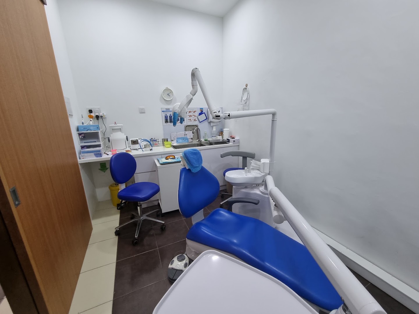Drs. Wong & Partners Dental Surgeons Kulai — dental clinic in Malaysia