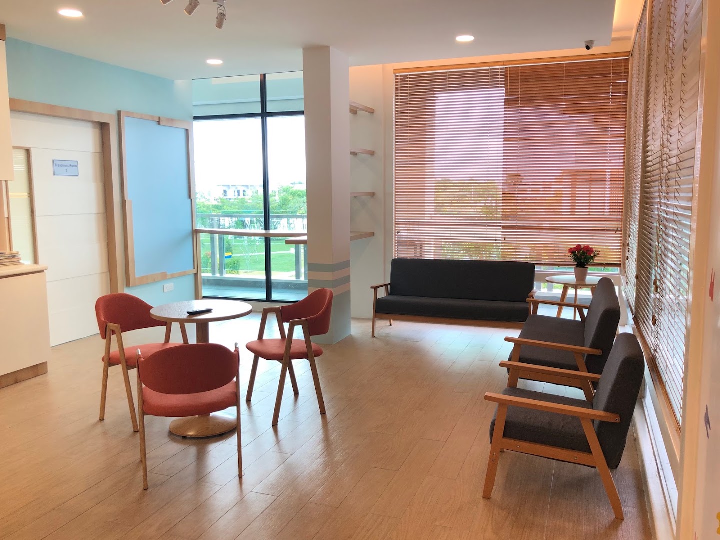 Family Care Dental Clinic (D Garden) — photo 3