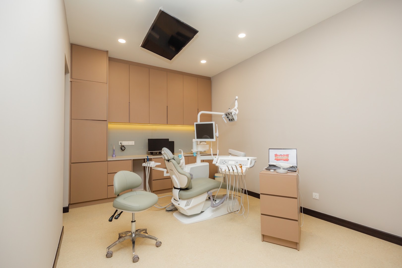 Hello Dental Clinic @ Bukit Bintang — photo 4