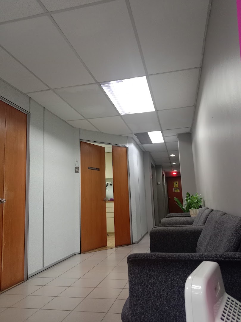 Klinik Gigi Famili — photo 2