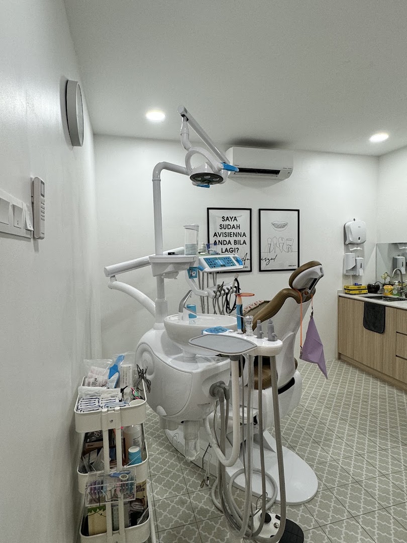 Klinik Pergigian Avisienna - Scaling, Teeth Whitening, Veneer, Aligner & Braces Kajang — photo 4