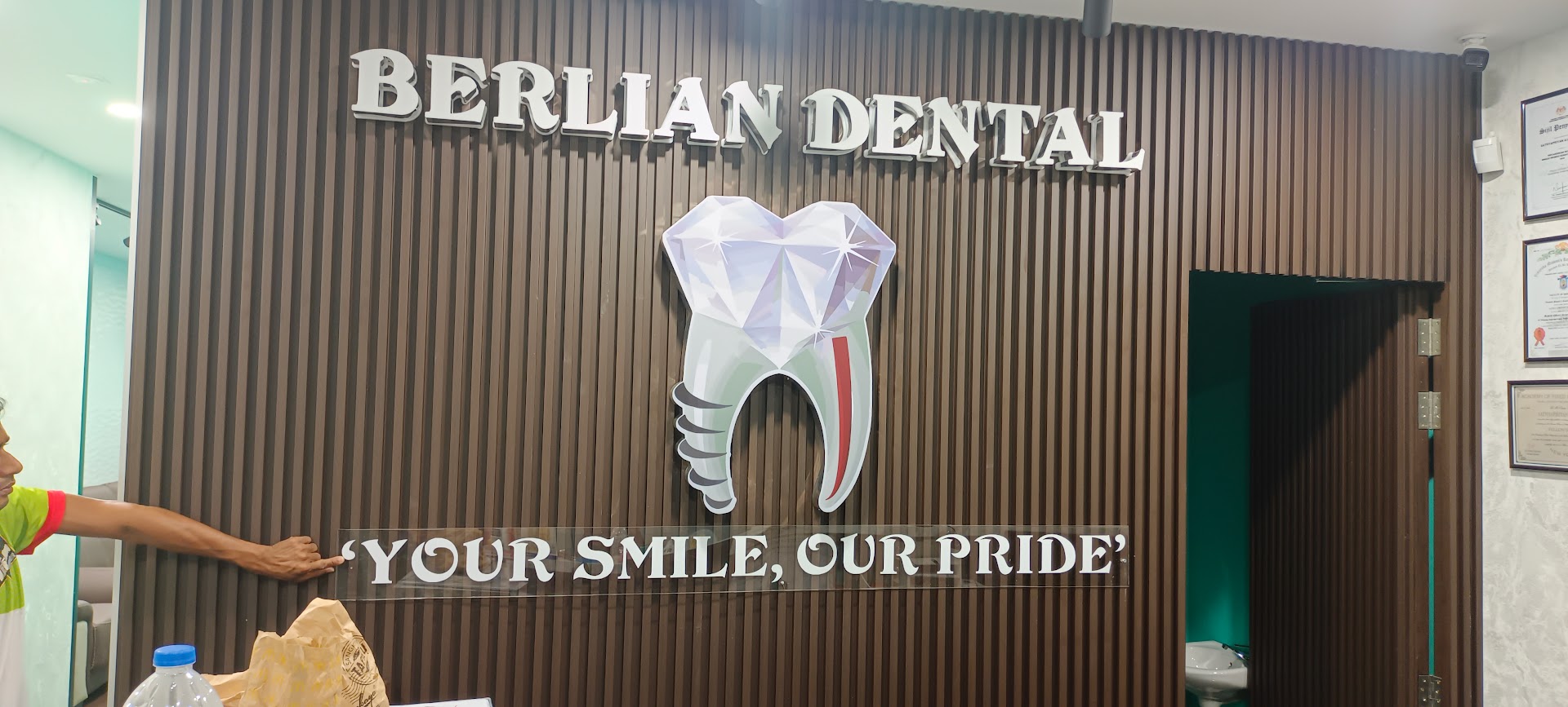 Klinik Pergigian Berlian Dental , Bandar Sungai Emas , Banting — photo 3