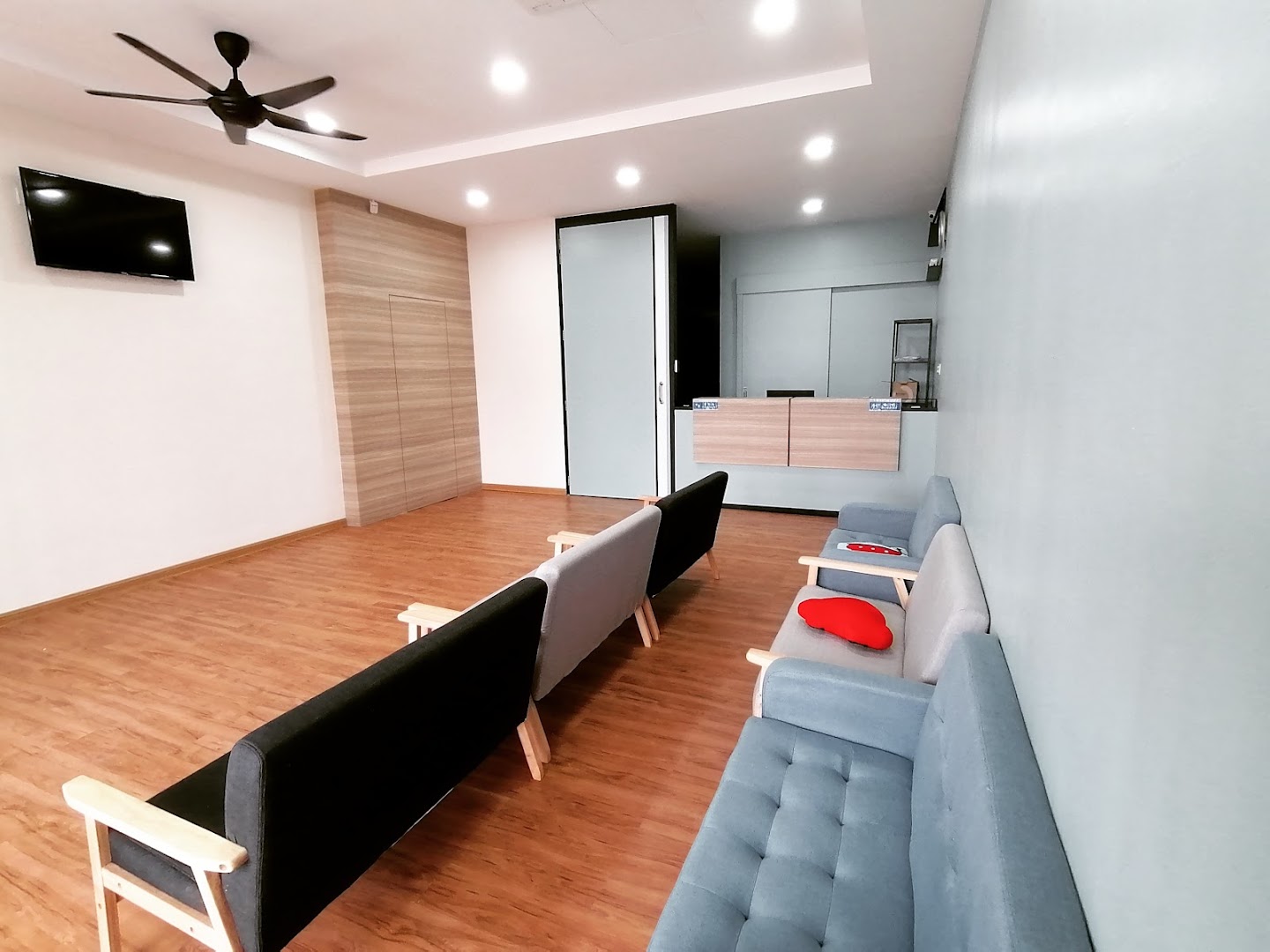 Klinik Pergigian Delima 日昇牙科 — dental clinic in Malaysia
