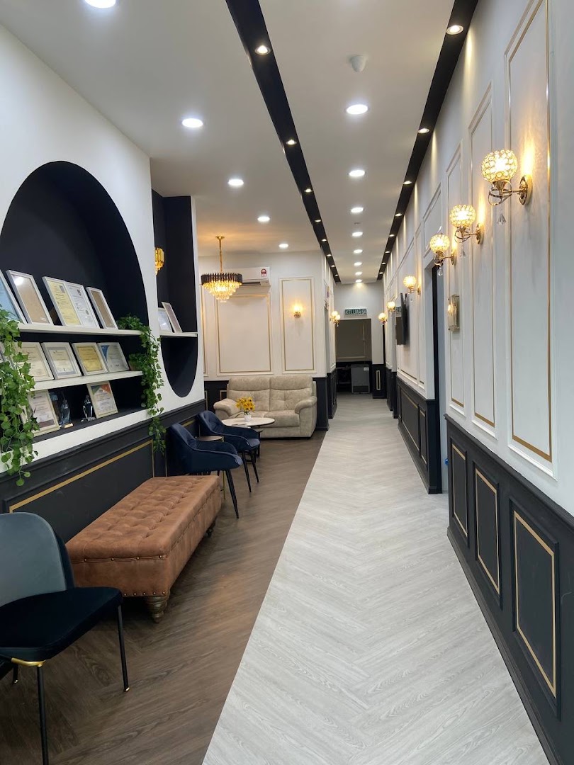KLINIK PERGIGIAN DENTAL LEGACY LARKIN ( BRACES, CLEAR ALIGNER, VENEER AND WHITENING) — photo 4