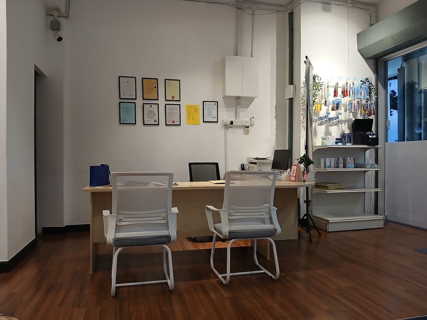 Klinik Pergigian Dentalax | Bukit Tinggi | Klang — photo 3
