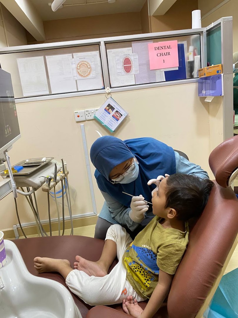 Klinik Pergigian DentSmile Cherang — photo 4