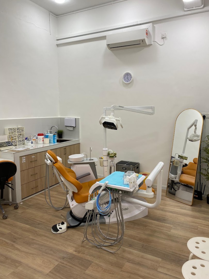 Klinik Pergigian DentSmile Kuala Terengganu — dental clinic in Malaysia