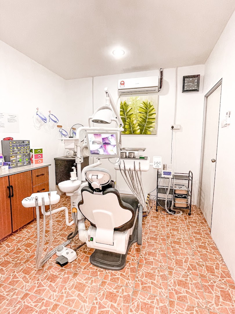 KLINIK PERGIGIAN EUNA SMILE TAPAH — photo 3