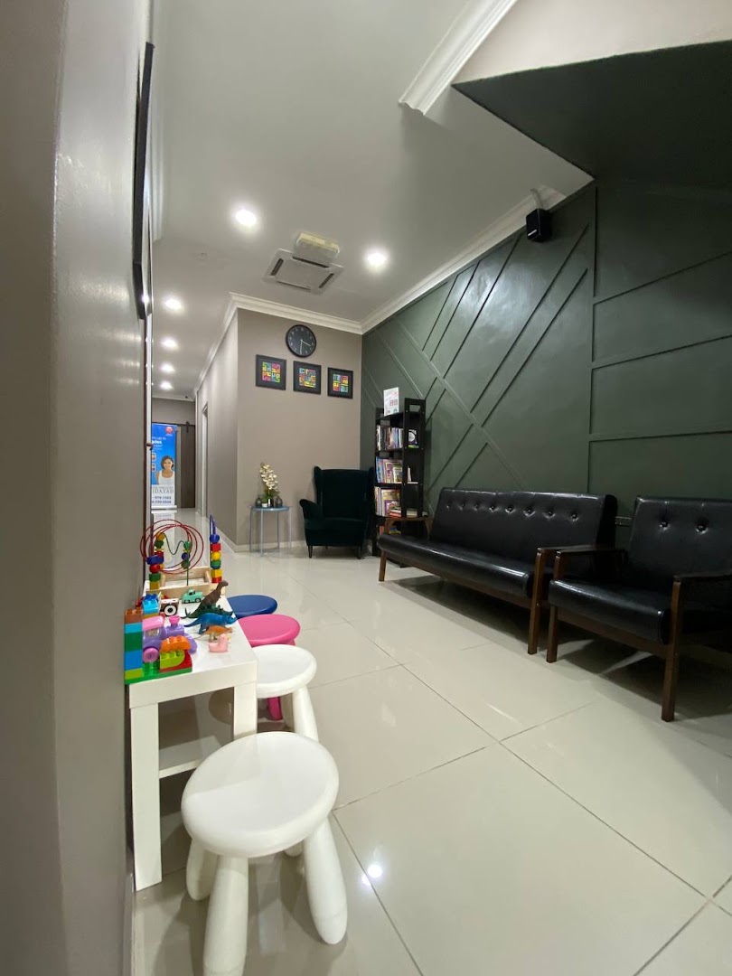 KLINIK PERGIGIAN HIDAYAH — photo 2