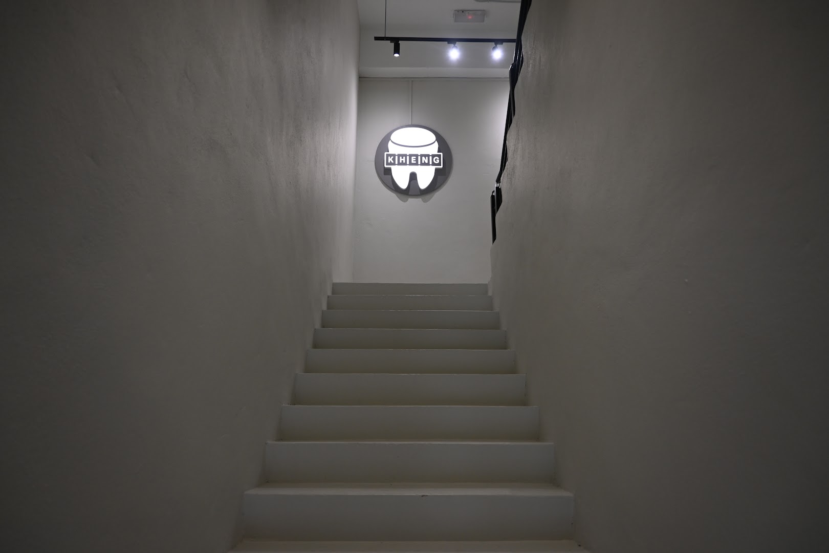 Klinik Pergigian Kheng (Taipan) (Certified Invisalign and Implant Provider) — photo 3
