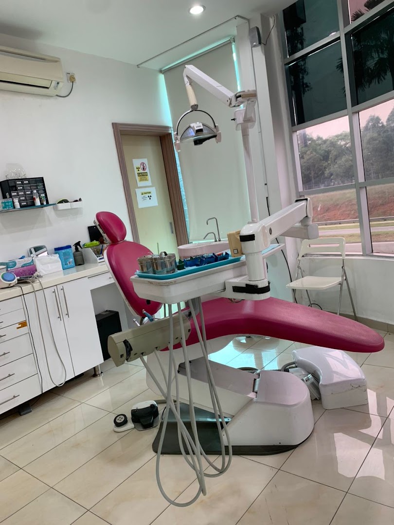 KLINIK PERGIGIAN MEDINI MUTIARA MAS — photo 2