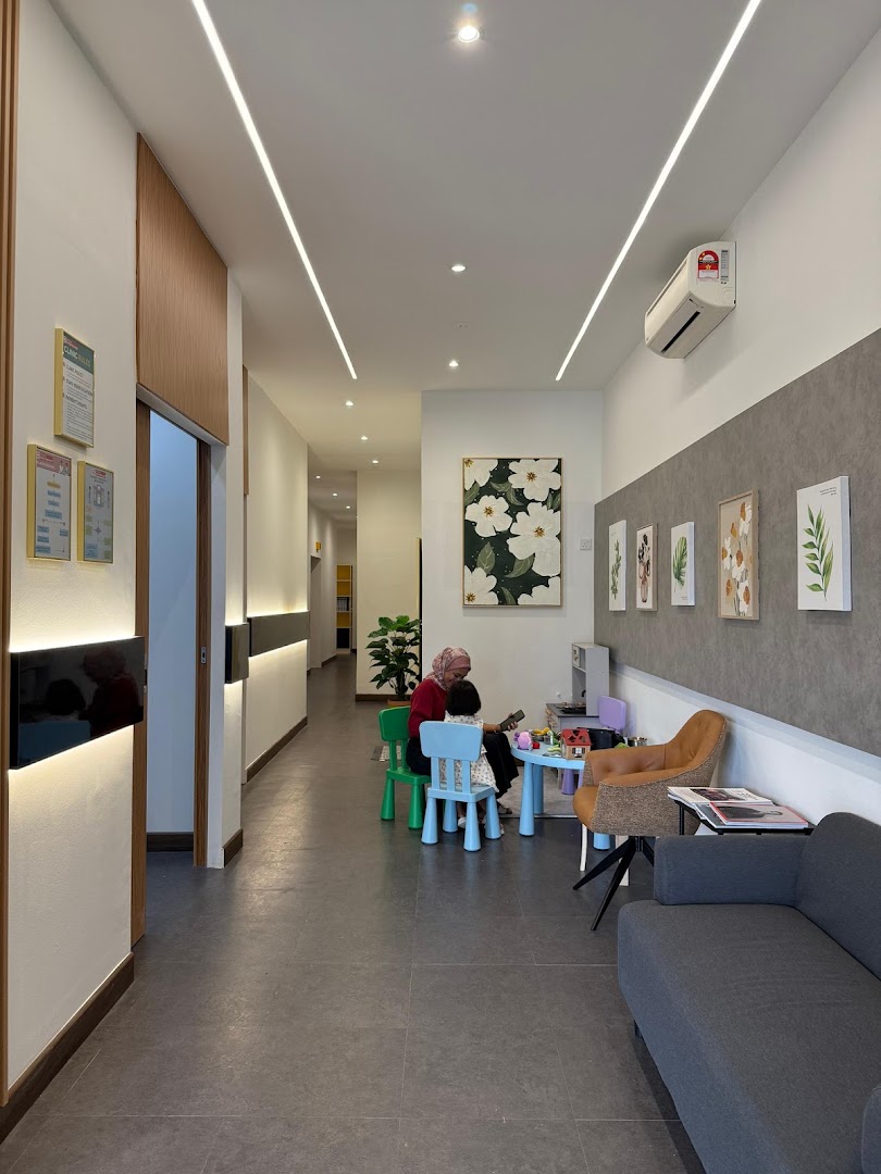 Klinik Pergigian Plux Dental Melawati — photo 3