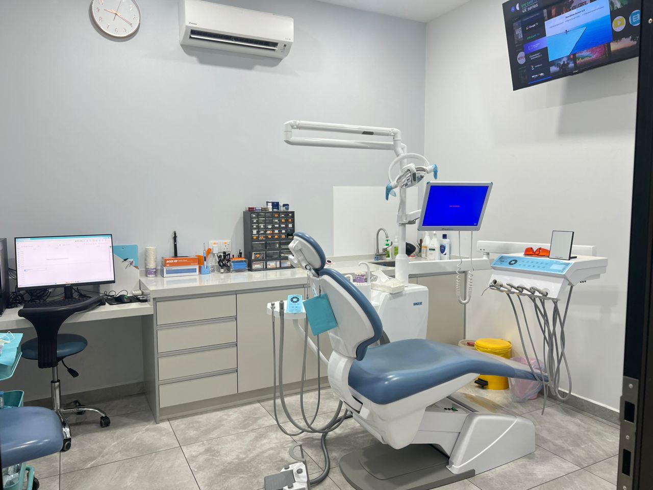 Klinik Pergigian Shiny Teeth Dental Clinic Cyberjaya (Dentist, Klinik Gigi, 口腔科，牙医, 歯科医院) — photo 2