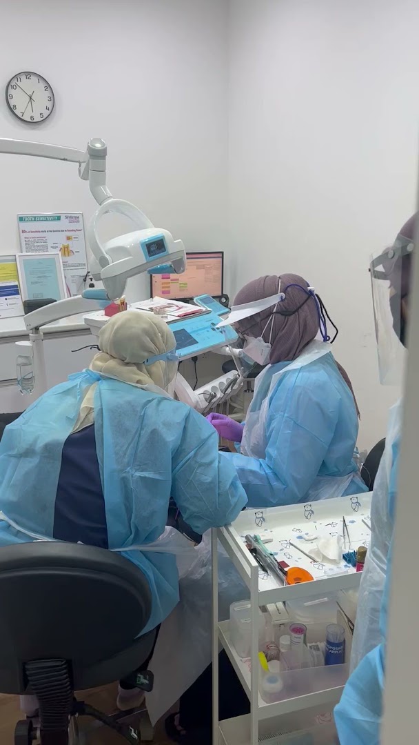 Klinik Pergigian Toothzy (Invisalign, Oral Surgery & Implant Centre) — photo 2