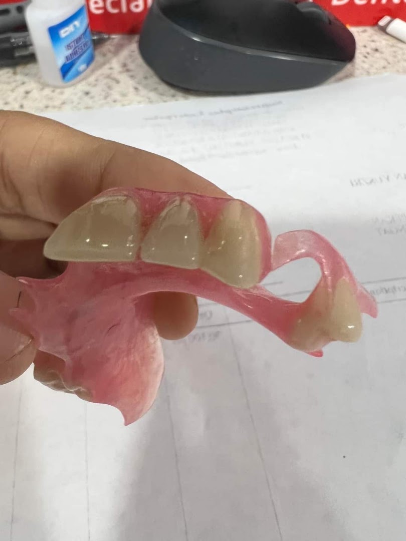 Klinik Pergigian Yuszri@Banting — dental clinic in Malaysia