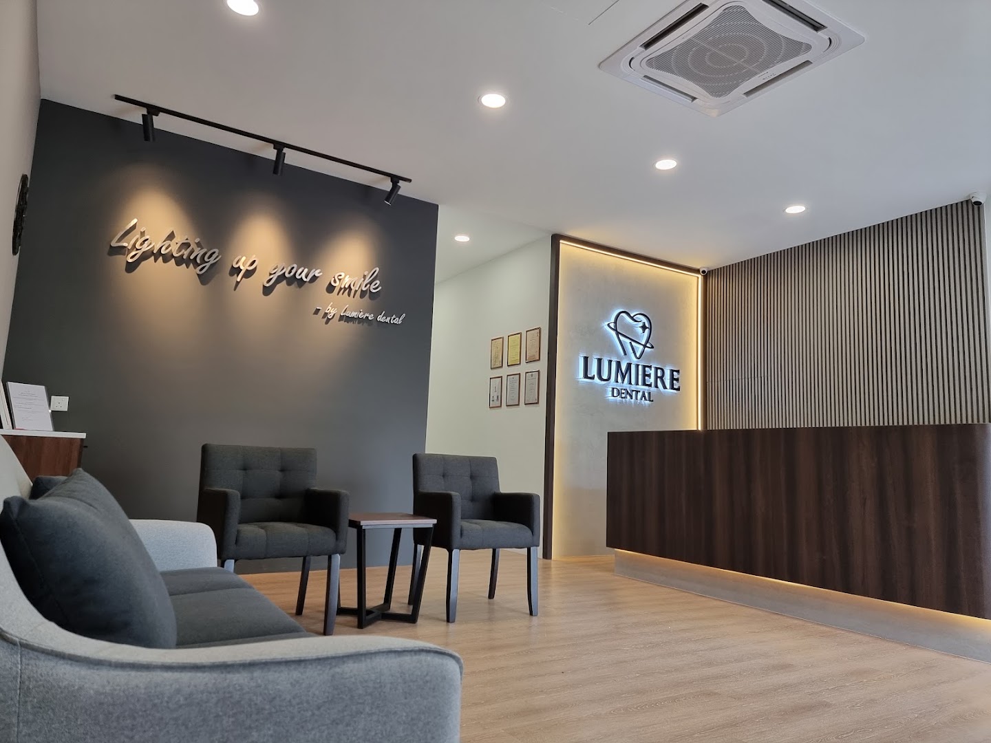 Lumiere Dental Clinic Puchong — dental clinic in Malaysia