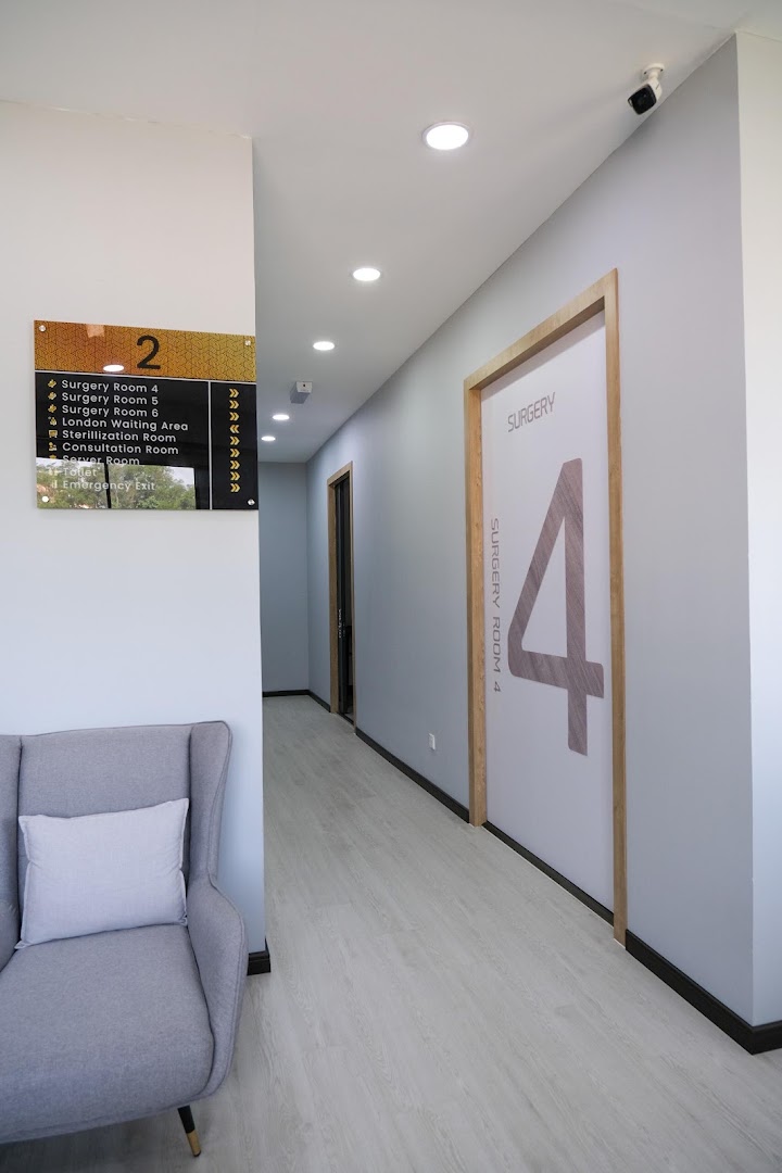 Platinum Fortuna Dental Surgery (Digital Implant & Aligner centre) — photo 3