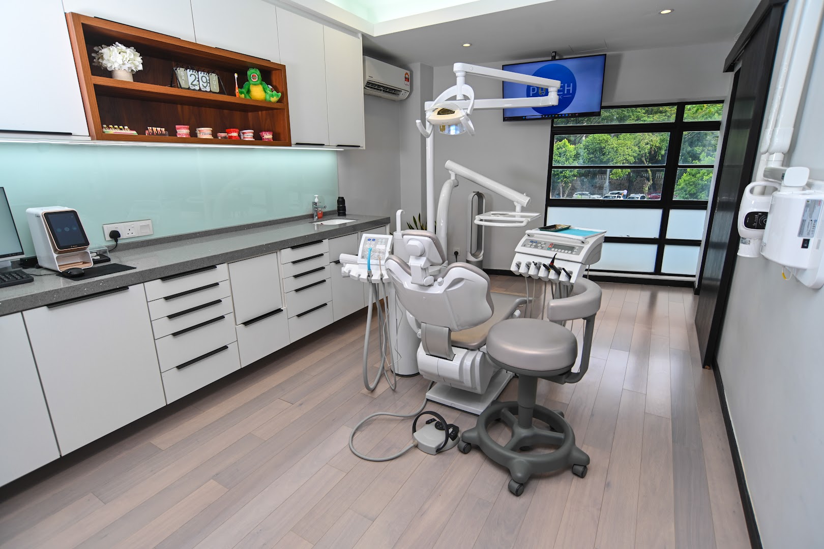 PUTEH Dental Clinic — photo 2