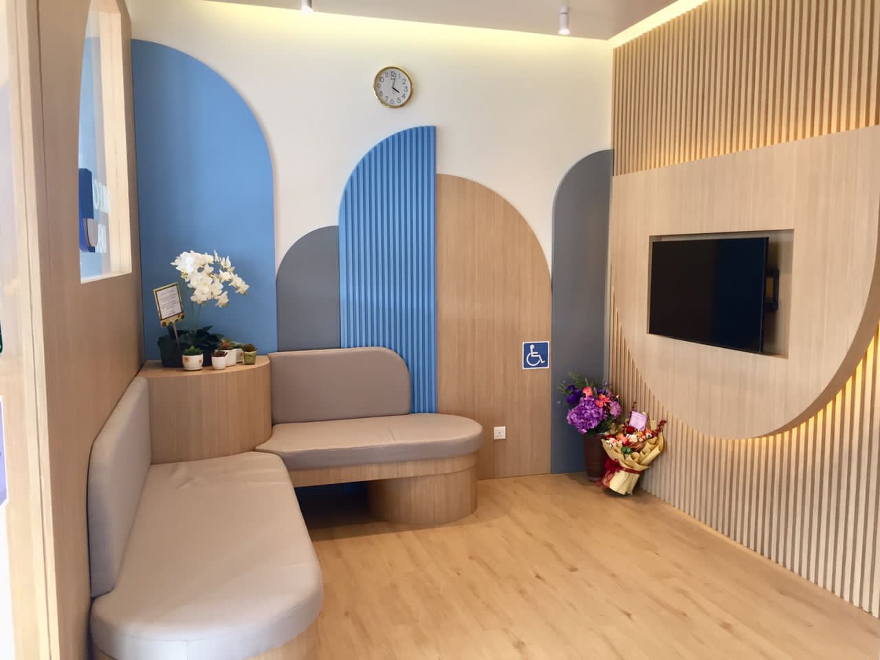 SMILECARE DENTAL CLINIC — photo 3