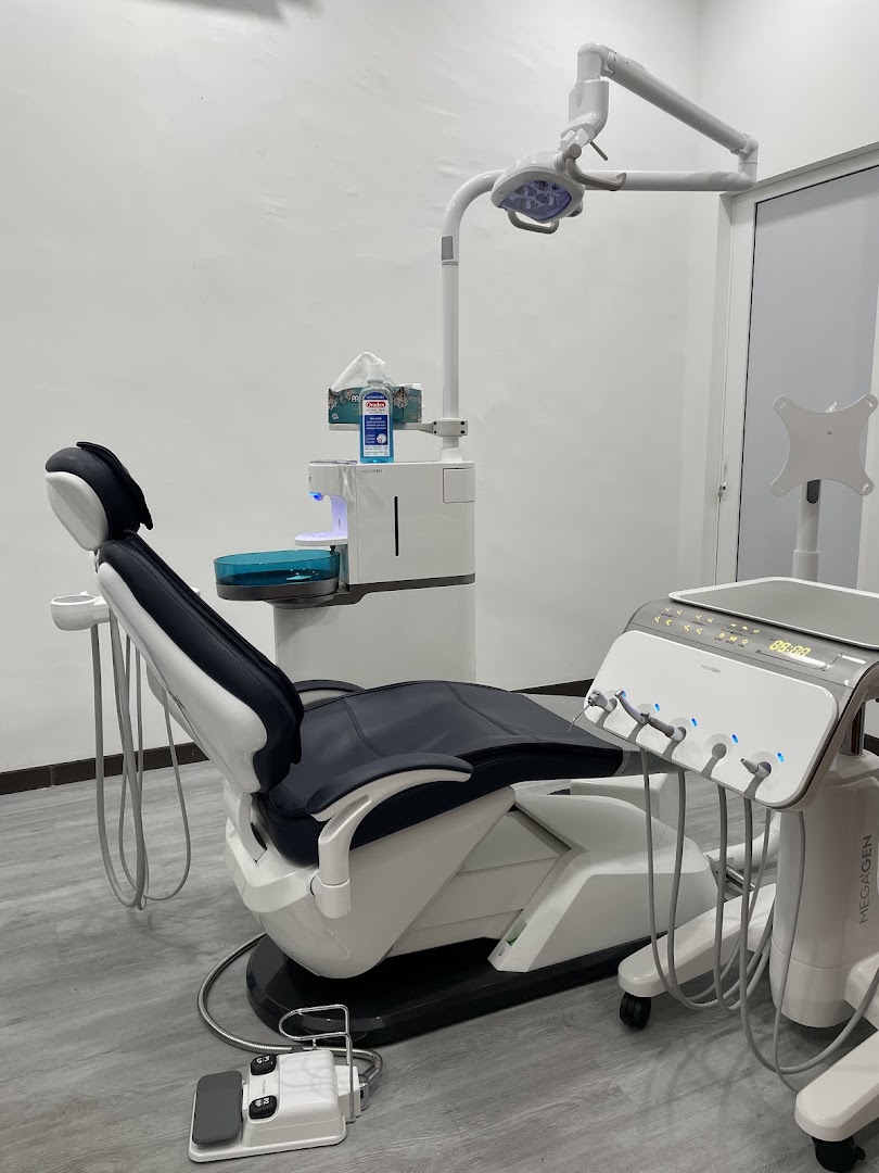 Toothhab Hartamas Dental (Implants and All On 4 or X Implant Centre) — photo 3