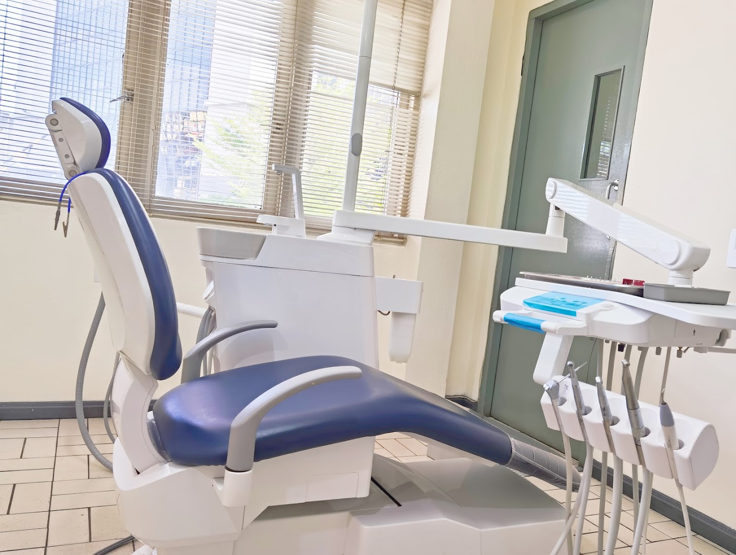 Yong Dental Surgery — photo 3
